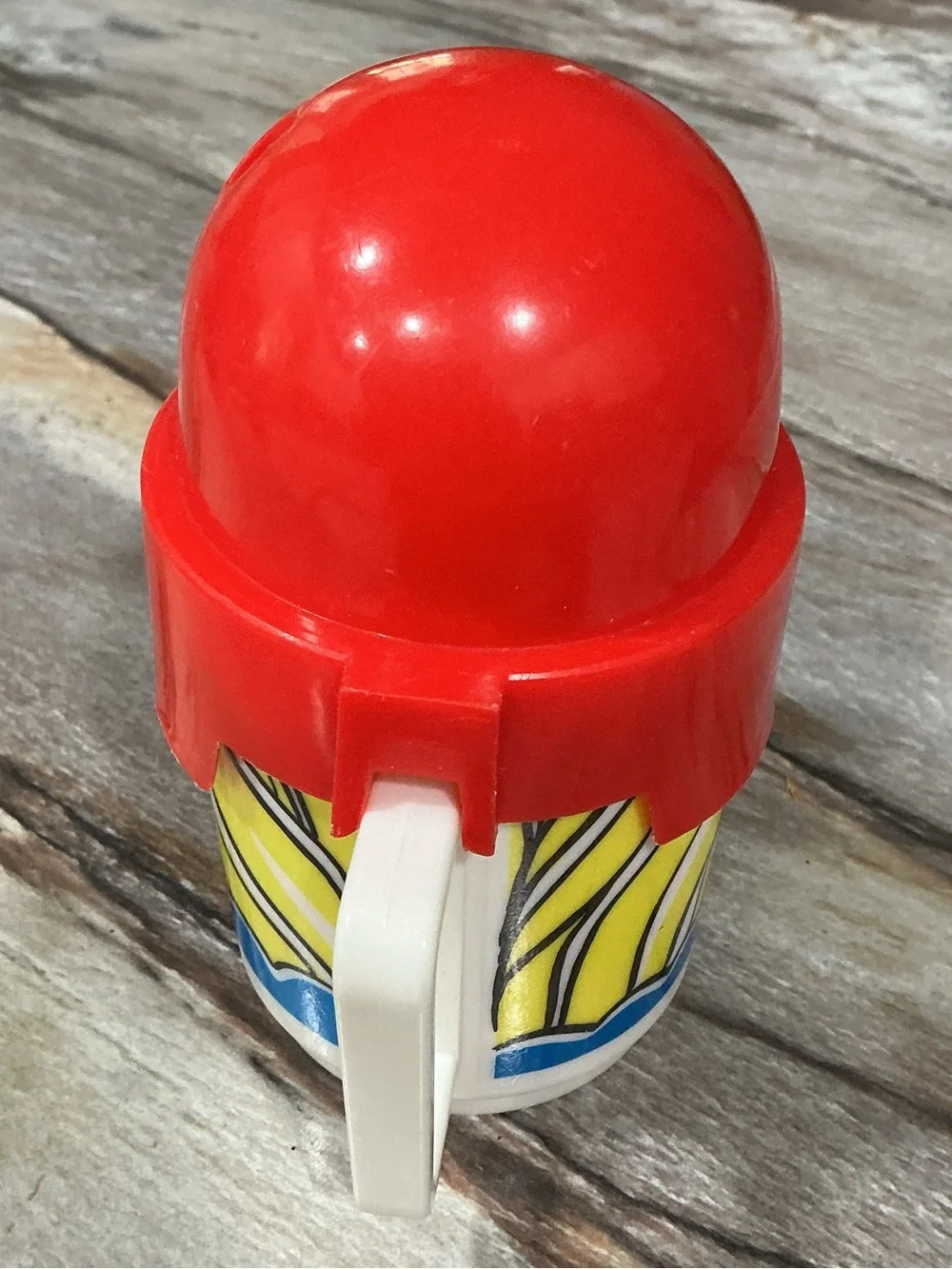 Vintage 1970s Deka Novelty Cup Mug Girl Sunglasses Red Baseball Hat Lid